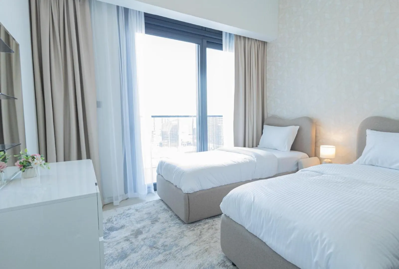 Mh - Act Tower - Downtown - Burj View 3Bhk -Ref4001 Apartment Dubai 0*,  United Arab Emirates